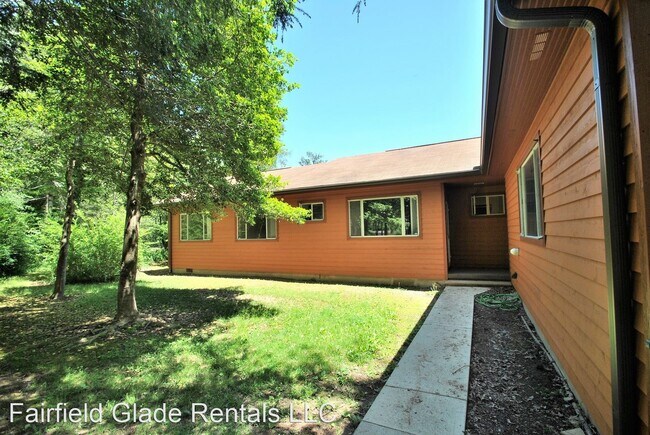 Foto del edificio - 5 br, 2 bath House - 380 Dorton Rd
