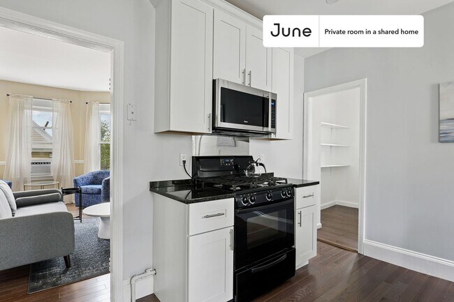 Foto del edificio - Room in Shared 4 bed/1 bath home