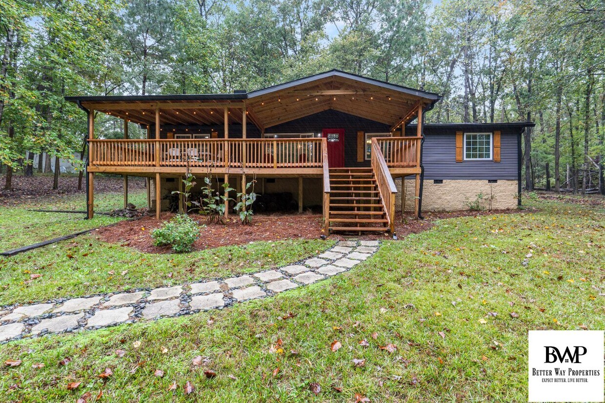 Foto principal - 145 State Rd S-32-1409