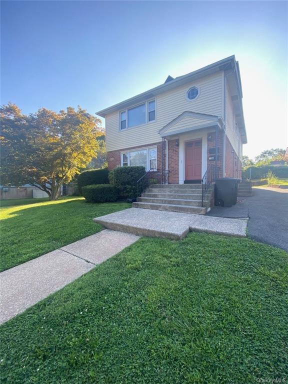 Primary Photo - 106 Rockwell St