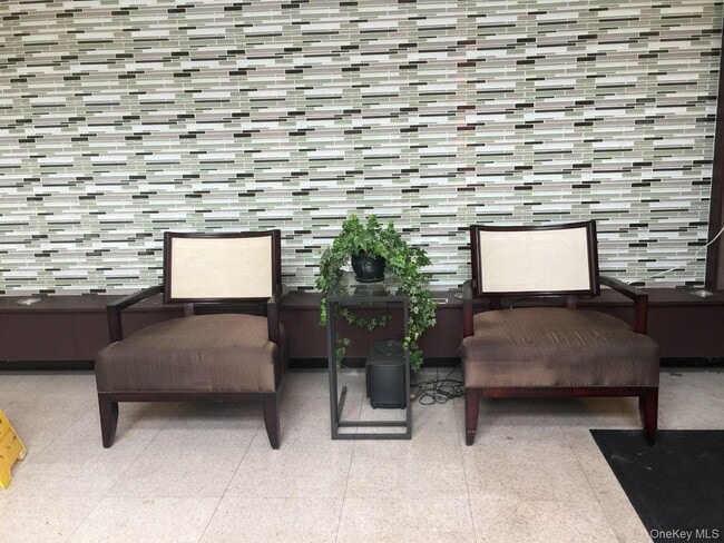 Building Photo - 132-35 Sanford Ave