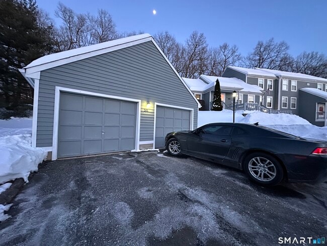 Foto del edificio - 203 Oakland St