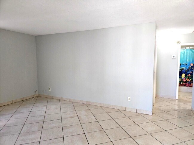 Foto del edificio - 4836 Carver St