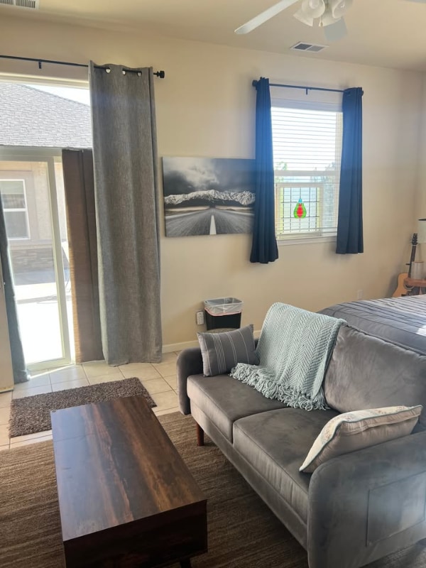 Building Photo - 1543 High Point Ct