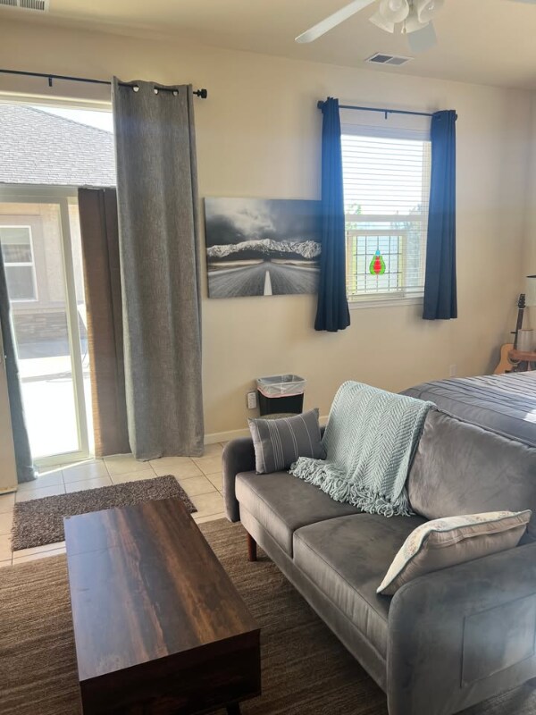 Foto del edificio - 1543 High Point Ct