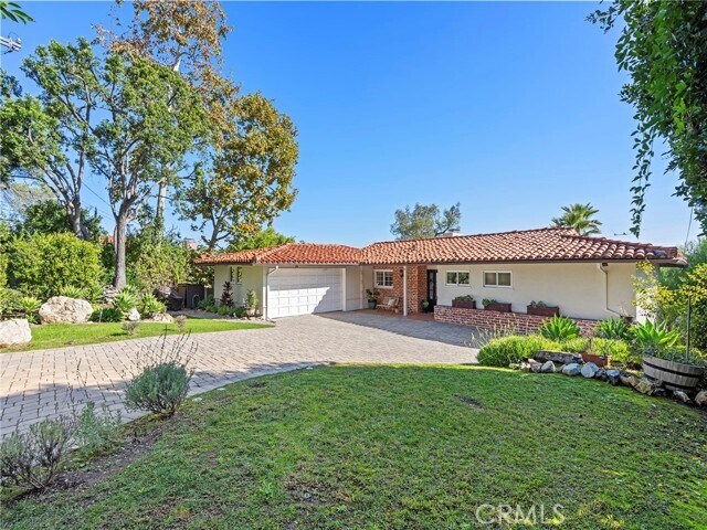 Foto del edificio - 6248 Via Canada