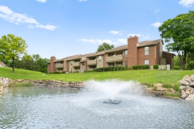 Building Photo - Coventry Oaks