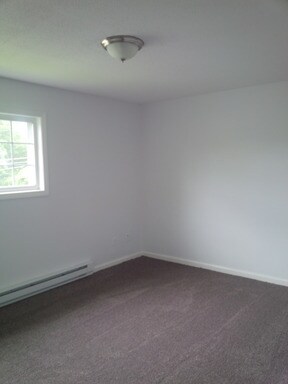 Building Photo - 32 Stonewall Ln