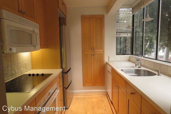 Foto del edificio - 2 br, 2 bath House - 222 Parnassus St Unit A
