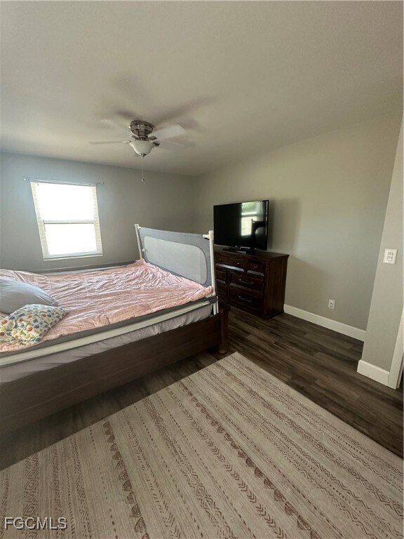 Building Photo - 2330 SE 8th Terrace