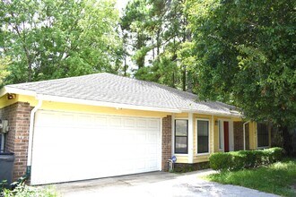 Building Photo - 6555 Diamond Leaf Ct S