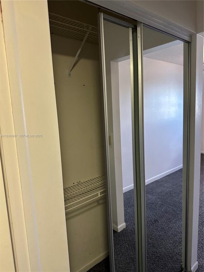 Building Photo - 6575 W Oakland Park Blvd