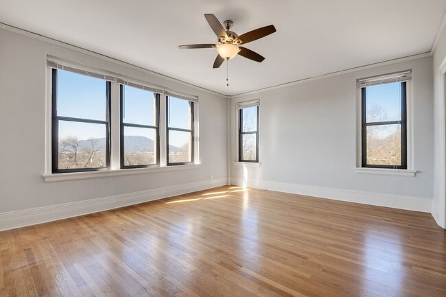 Interior Photo - Fort Wood Apartments