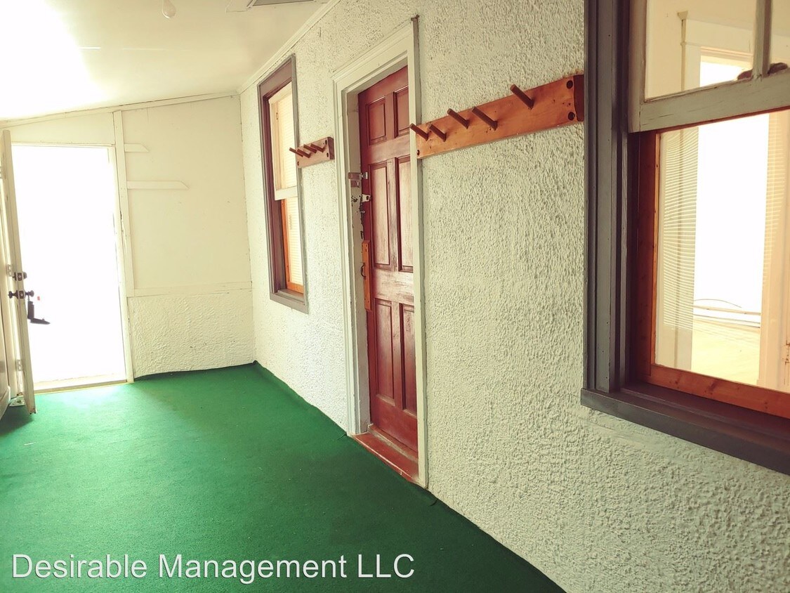 Primary Photo - 1 br, 1 bath House - 306-1/2 Hollywood Avenue