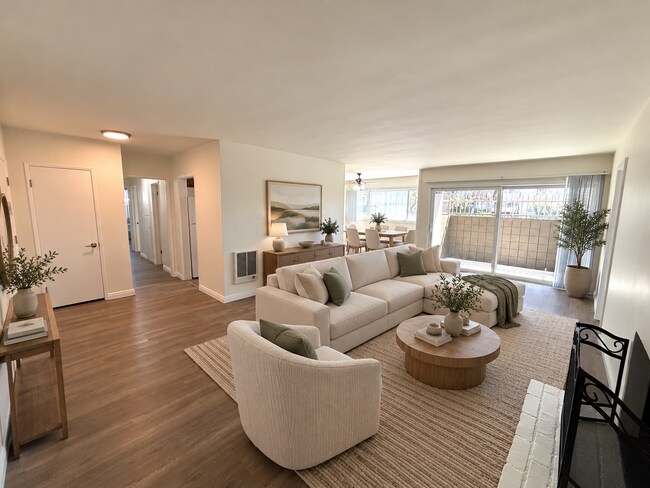 Foto del edificio - 5409 Radford Ave