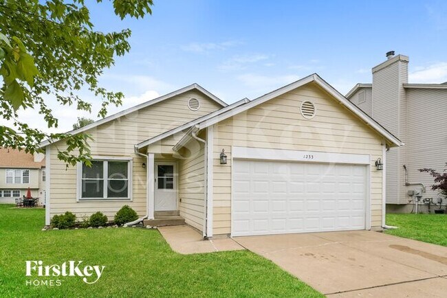 Foto del edificio - 1233 Harting Dr