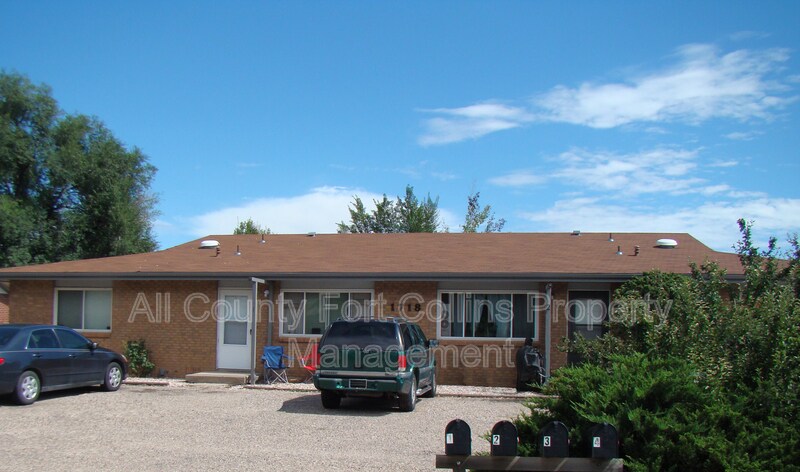 Primary Photo - 1718 Larch St