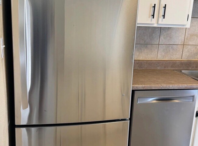 Foto del edificio - 13403 Pendleton St