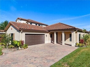 Building Photo - 4790 Corrado Ave