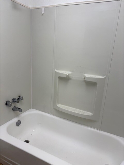 Foto del edificio - 4504 3rd St Cir W