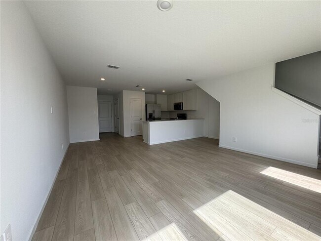Foto del edificio - 830 Lynx St