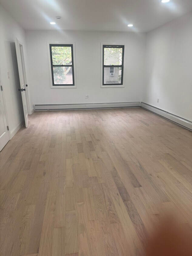 Photo - 125 Ainslie St (Brooklyn, NY)