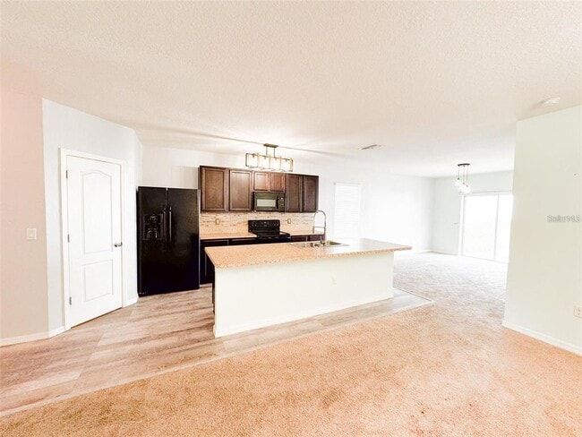 Building Photo - 5525 Forest Ridge Dr