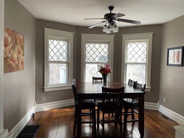 Dining - 2070 Lawfer Ave
