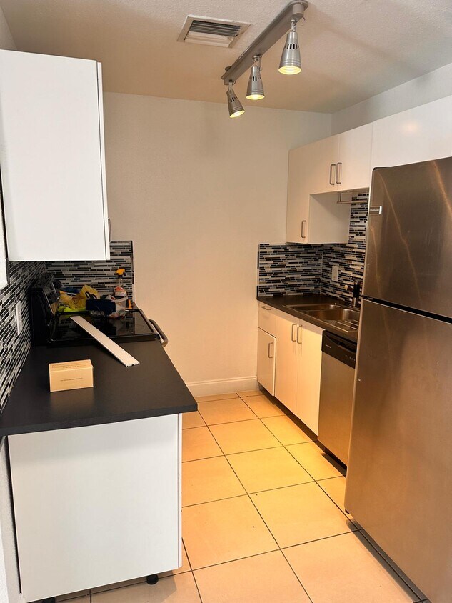 Foto principal - 1400 N 70th Way