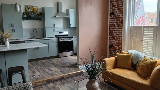 Foto del edificio - 150 E 5th St