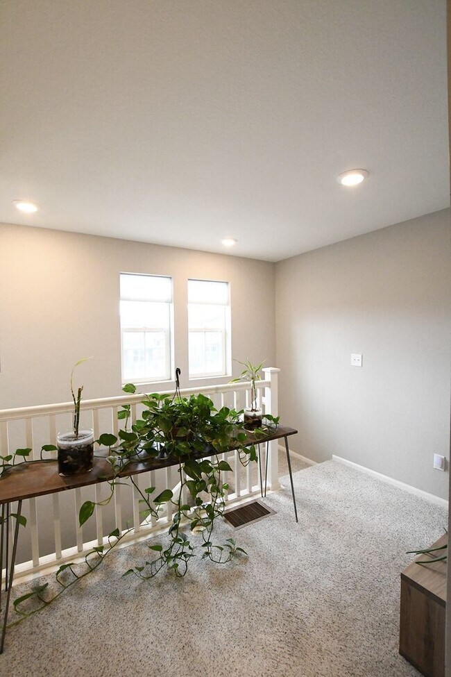 Foto del edificio - 11330 E 26th Ave