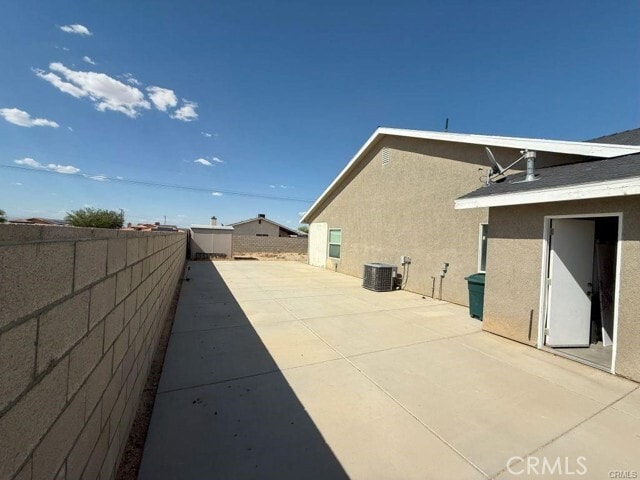 Building Photo - 9425 Evelyn Ave