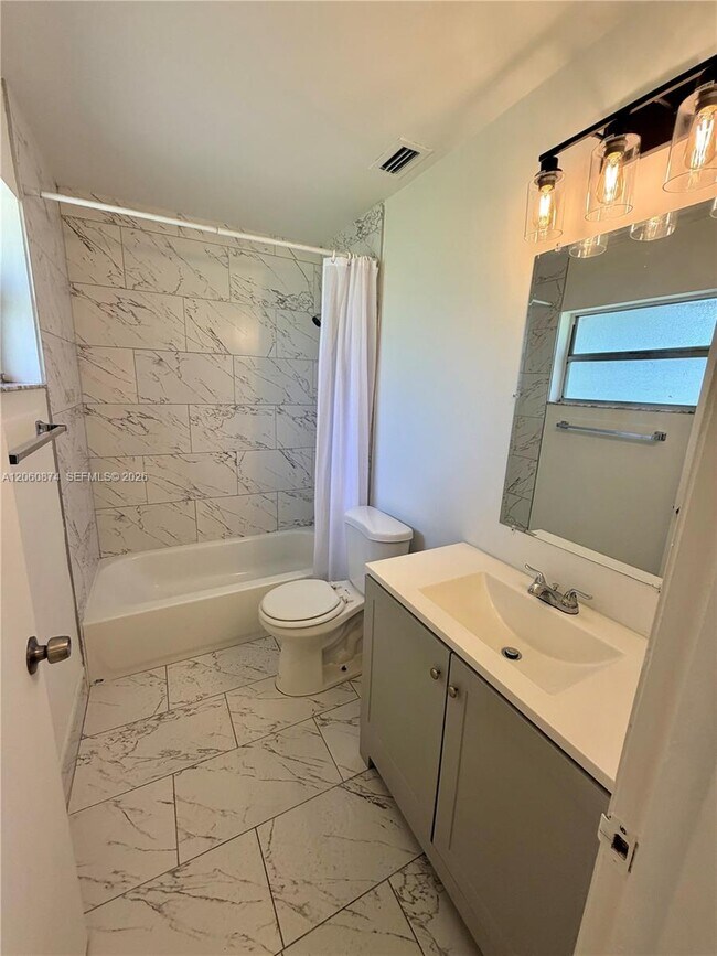 Foto del edificio - 4073 SW 52nd St