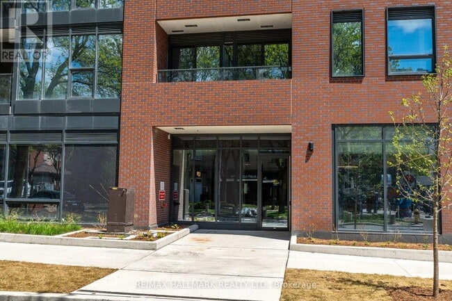Photo du bâtiment - 5-405 Lakeview Ave