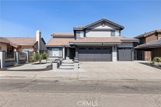 Building Photo - 43865 Carefree Ct