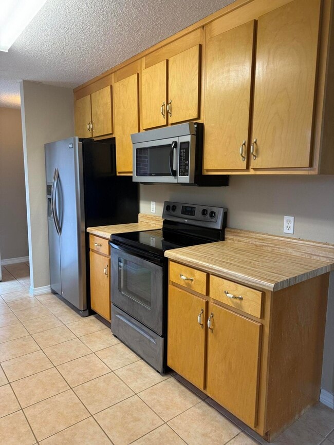 Foto del edificio - 2369 Andorra St