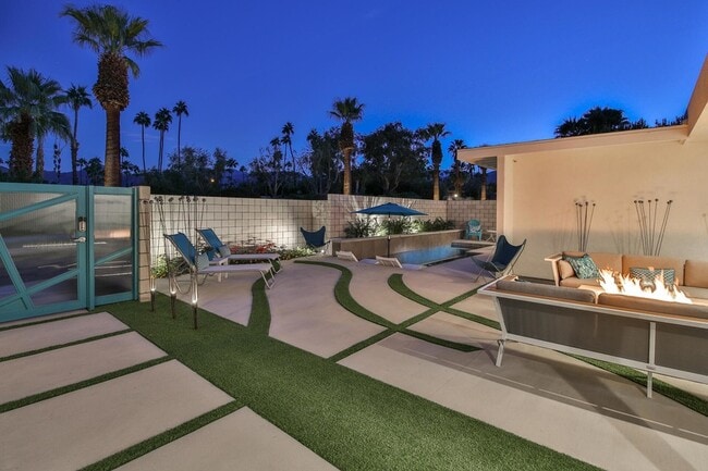 Building Photo - 47956 Silver Spur Trail