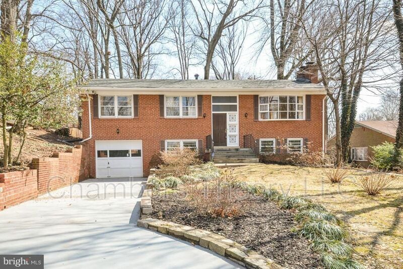 Primary Photo - 3035 Hazelton St