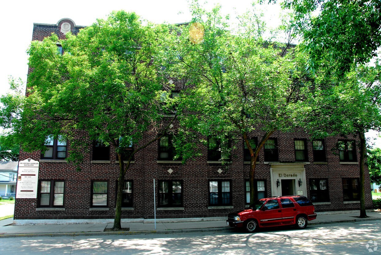 Primary Photo - Forest Plaza Apartments