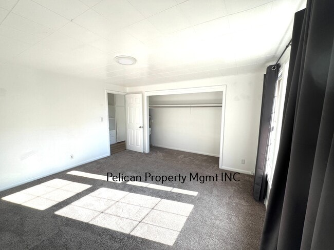 Foto del edificio - 3142 Madison St