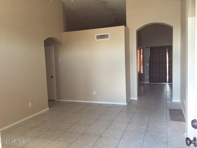 Foto del edificio - 7734 W Cheryl Dr