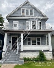 Building Photo - 202 Chadduck Ave