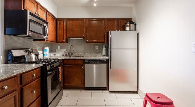 Building Photo - 26 S Huntington Ave