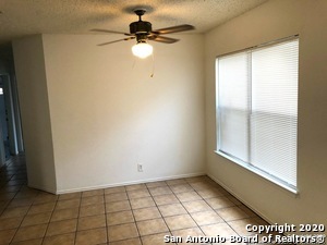 Foto del edificio - 8779 Ridge Mile Dr