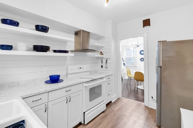 Foto del edificio - 17185 Quincy St