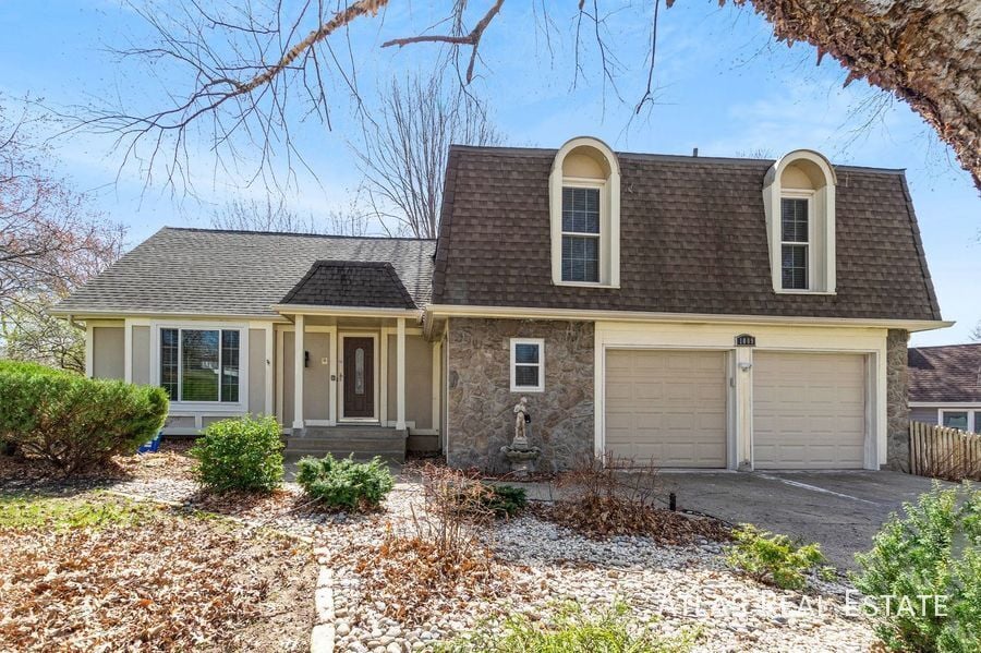 Foto principal - 1009 NE 99th St