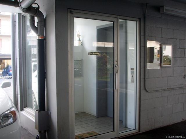 Building Photo - 1503 Liholiho St