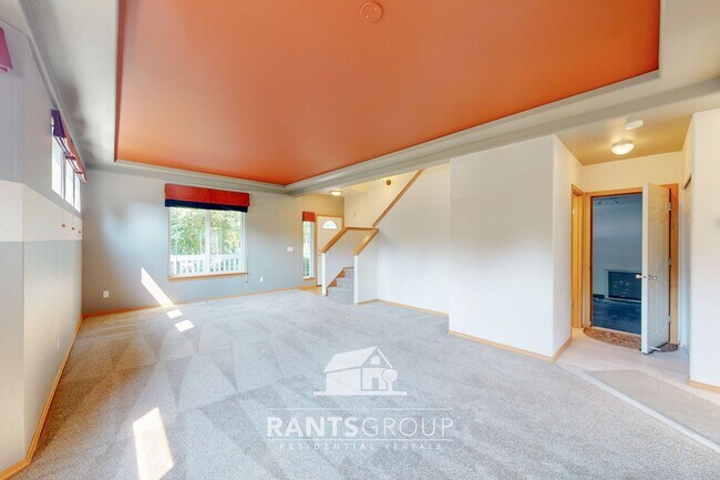 Building Photo - 3036 70th Way SW