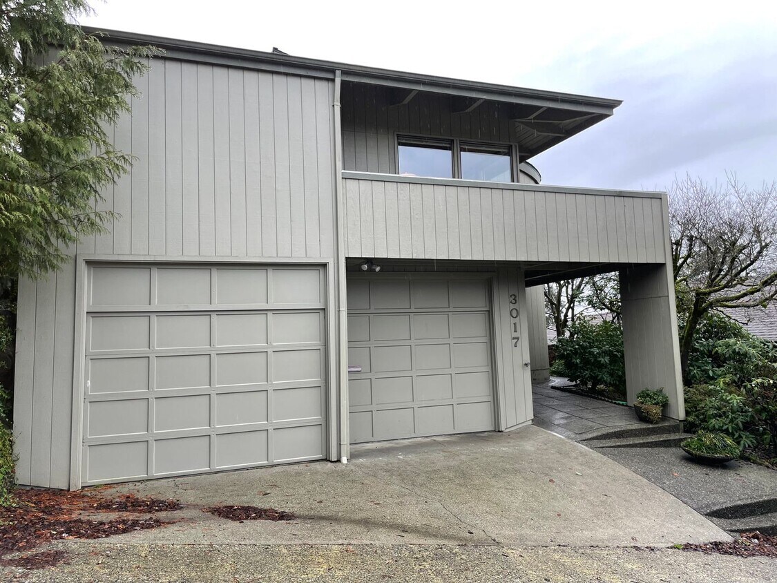 Foto principal - Magnolia Sound view home located near cove...
