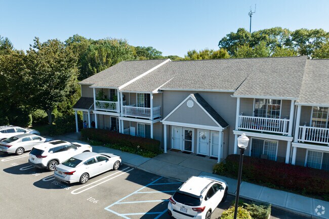 Foto del edificio - Woodbury Gardens